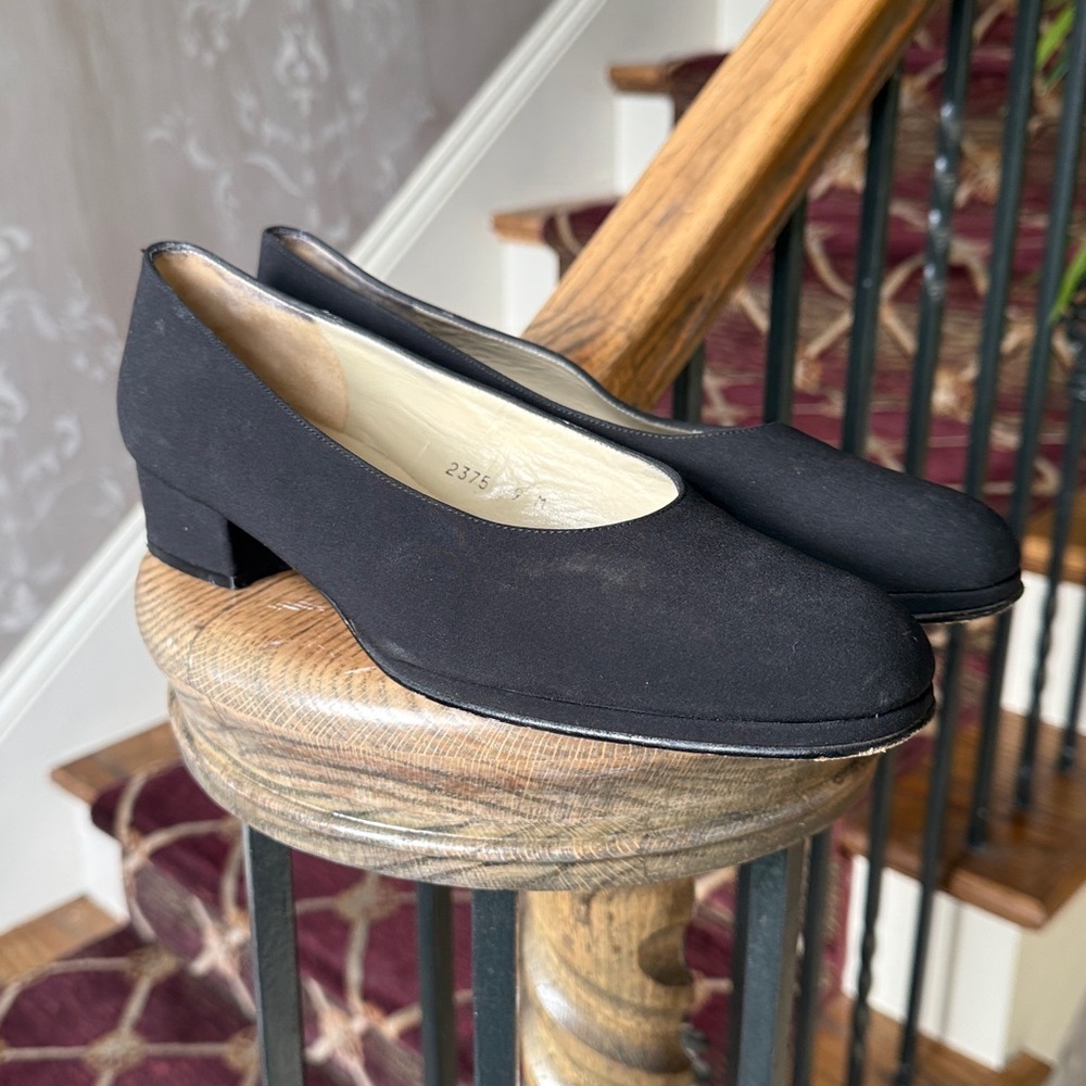EVAN PICONE 9 M ladies pump excellent condition black - Picture 9 of 10